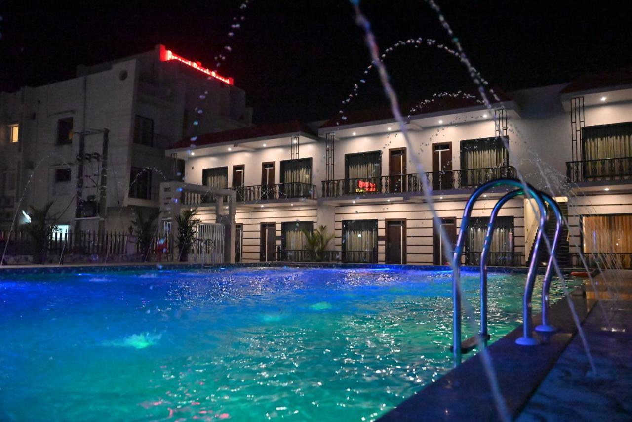 Moon Star Beach Resort マンダーマニ エクステリア 写真