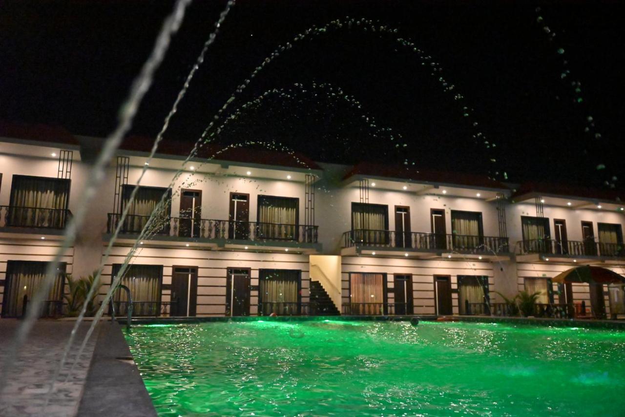 Moon Star Beach Resort マンダーマニ エクステリア 写真